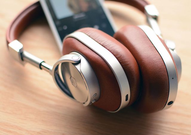 A Guide To Sound | A Holiday Gift Guide For The Modern Audiophile